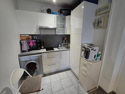 Studio - 25 m² - 1 pièce