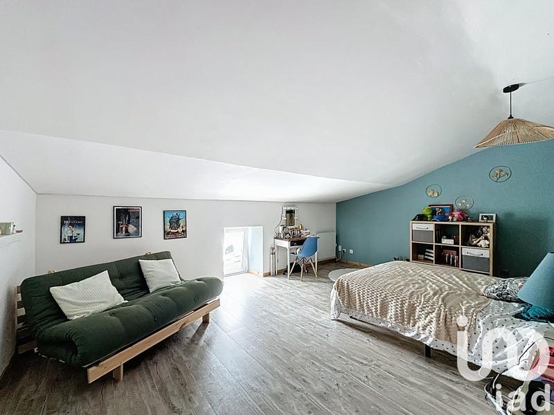 Maison - 177 m² - 6 pièces