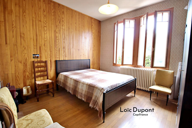 Maison - 189 m² - 8 pièces