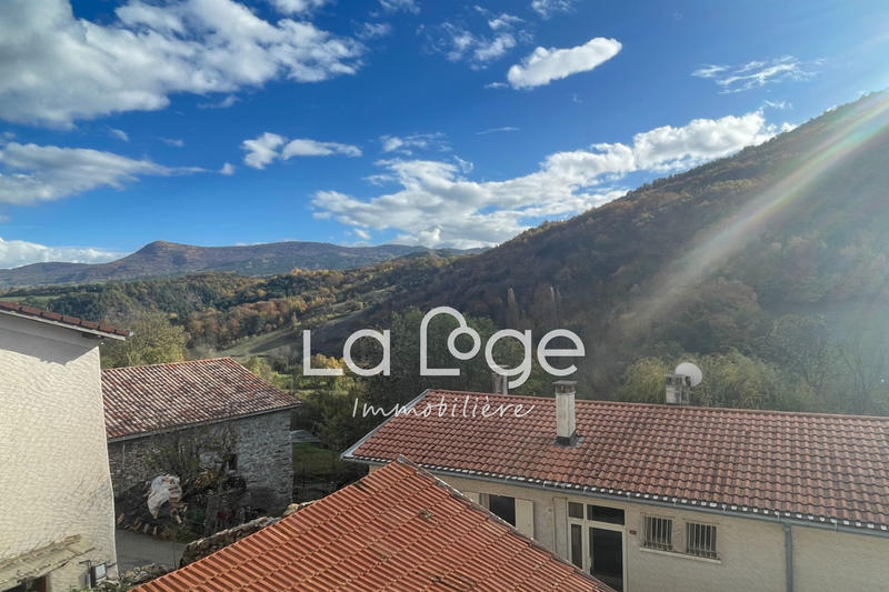 Maison de village - 88 m² - 4 pièces