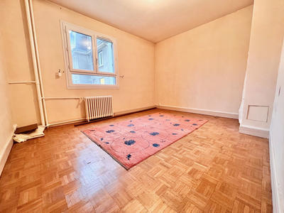 Appartement - 86 m² - 4 pièces