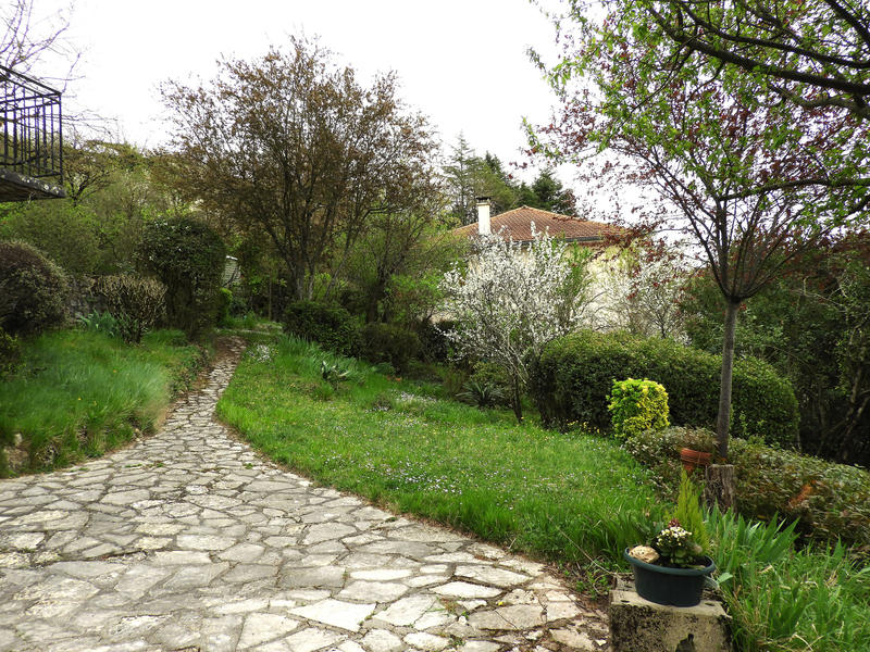 Maison - 165 m² - 6 pièces