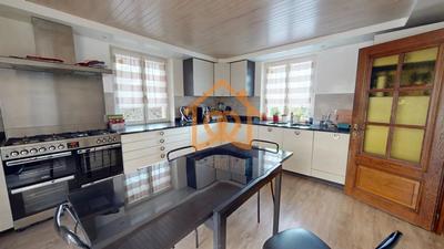 Maison - 128 m² - 5 pièces