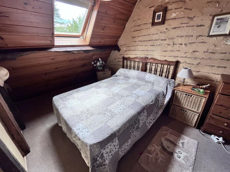 Maison traditionnelle - 240 m² - 6 pièces