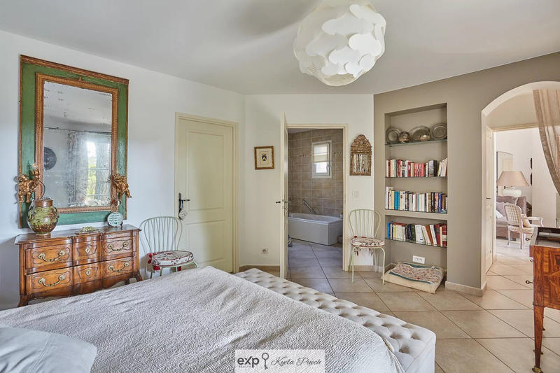 Maison - 190 m² - 7 pièces