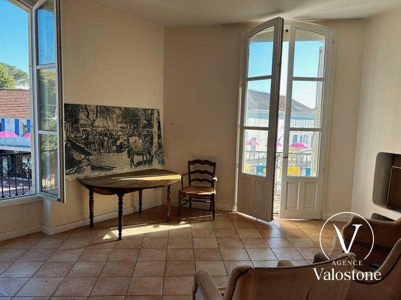 Appartement - 128 m² - 4 pièces