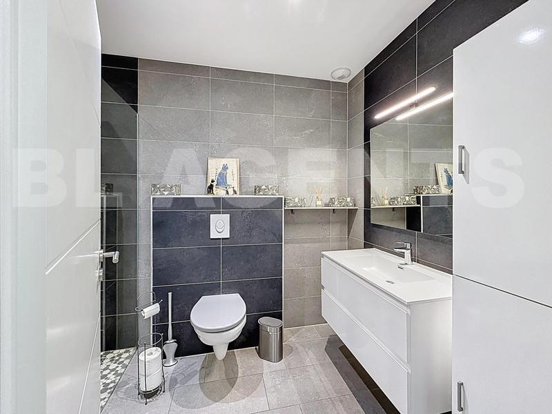 Appartement - 89 m² - 5 pièces