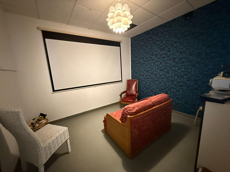 Maison - 402 m² - 9 pièces