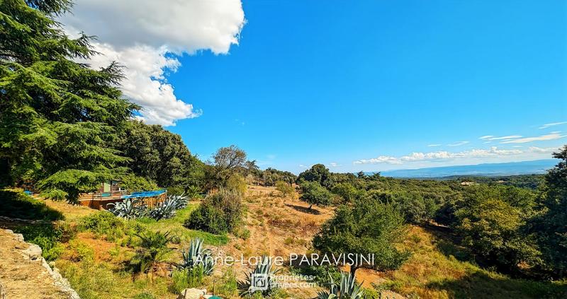 Maison - 244 m² - 9 pièces