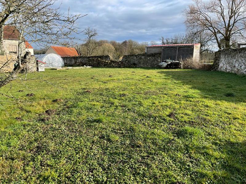 Terrain constructible - 600 m²