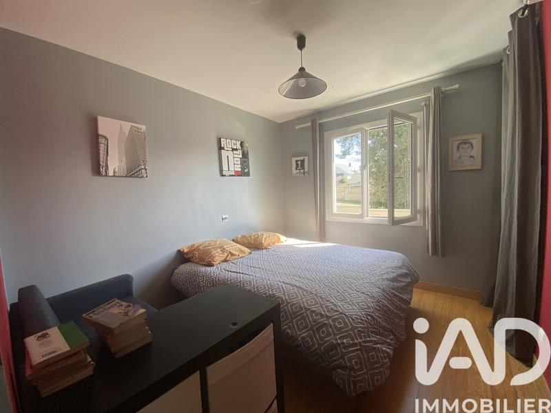 Maison - 220 m² - 6 pièces