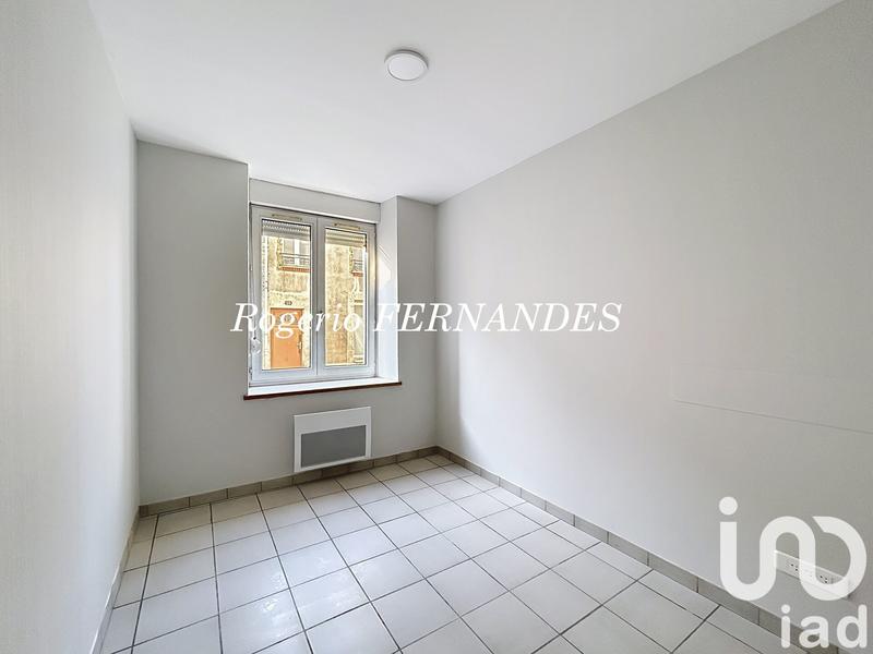 Appartement - 93 m² - 8 pièces