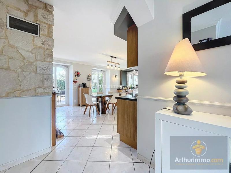 Maison - 199 m² - 6 pièces