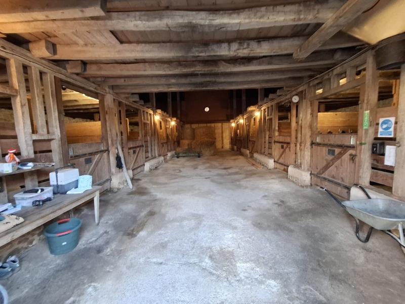 Maison - 371 m² - 20 pièces