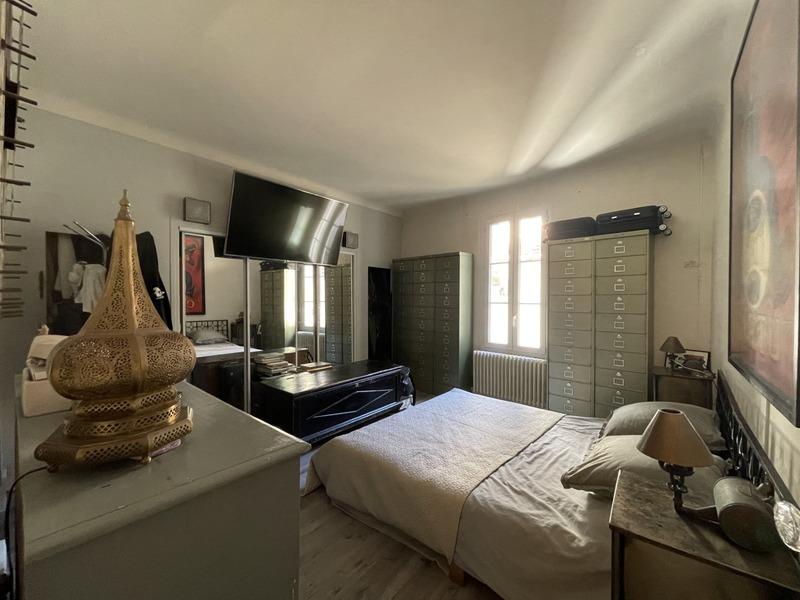 Maison de ville - 251 m² - 7 pièces