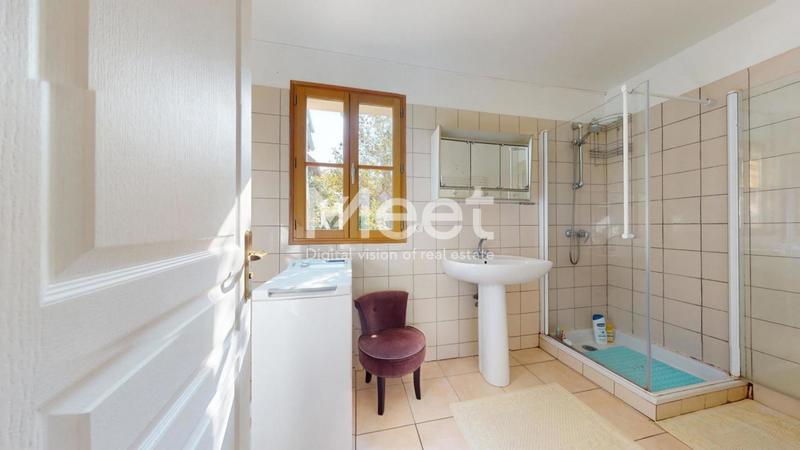 Demeure - 174 m² - 7 pièces