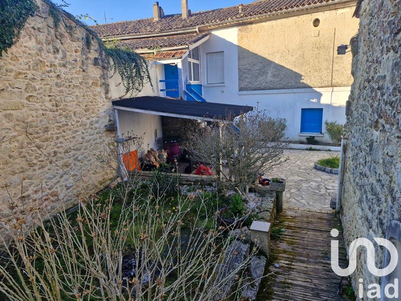 Maison de village - 200 m² - 7 pièces