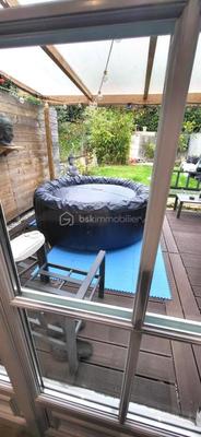 Maison jumelée - 98 m² - 5 pièces