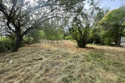 Terrain de loisirs - 674 m²