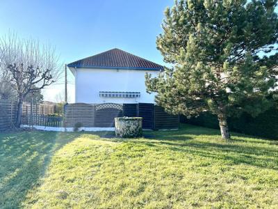 Maison - 111 m² - 5 pièces