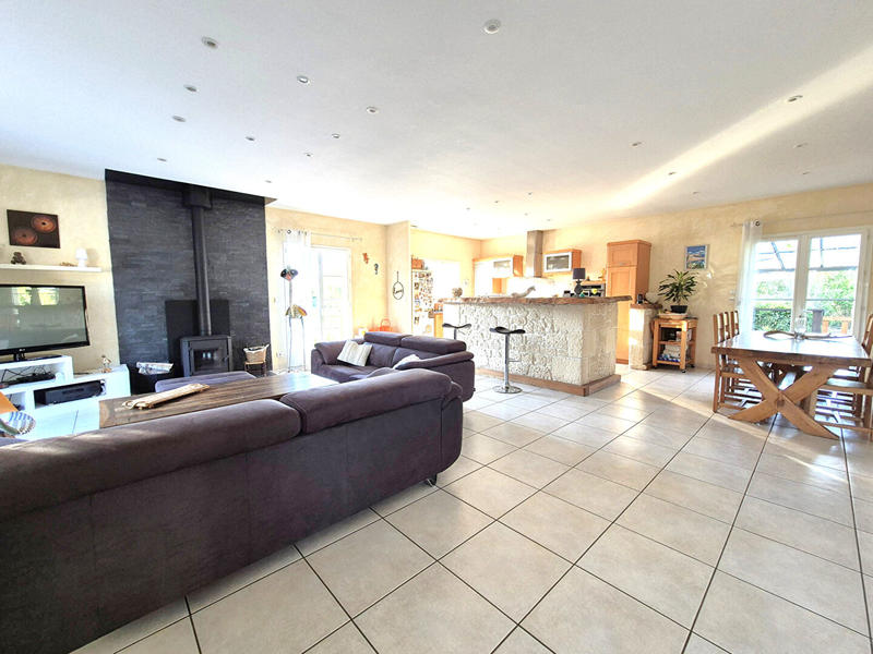 Maison - 140 m² - 4 pièces