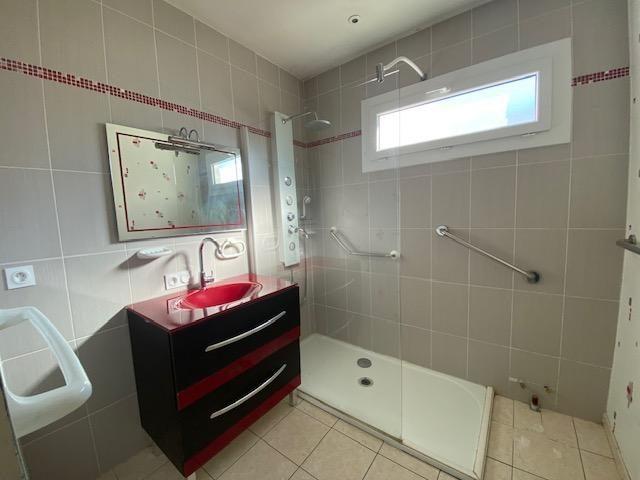 Maison - 102 m² - 4 pièces