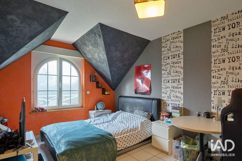 Maison - 360 m² - 9 pièces