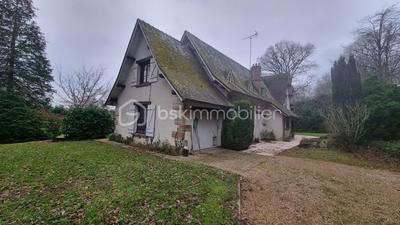 Propriété - 220 m² - 7 pièces