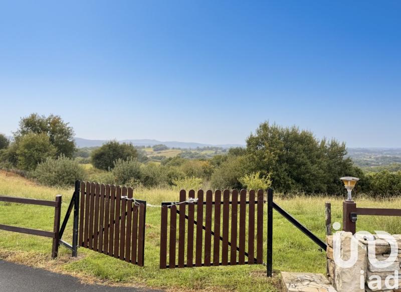 Maison - 290 m² - 9 pièces