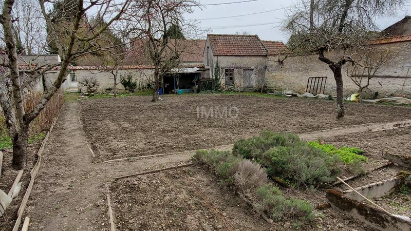 Terrain constructible - 727 m²