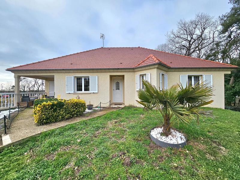 Maison - 194 m² - 6 pièces