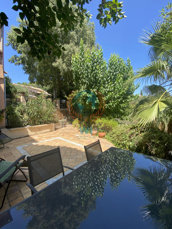 Maison de village - 90 m² - 5 pièces