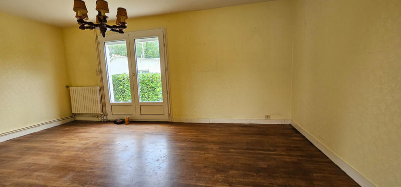 Maison - 11 243 m² - 5 pièces