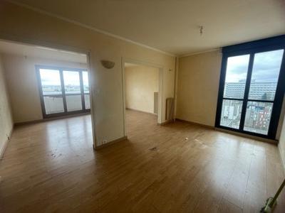 Appartement - 100 m² - 5 pièces