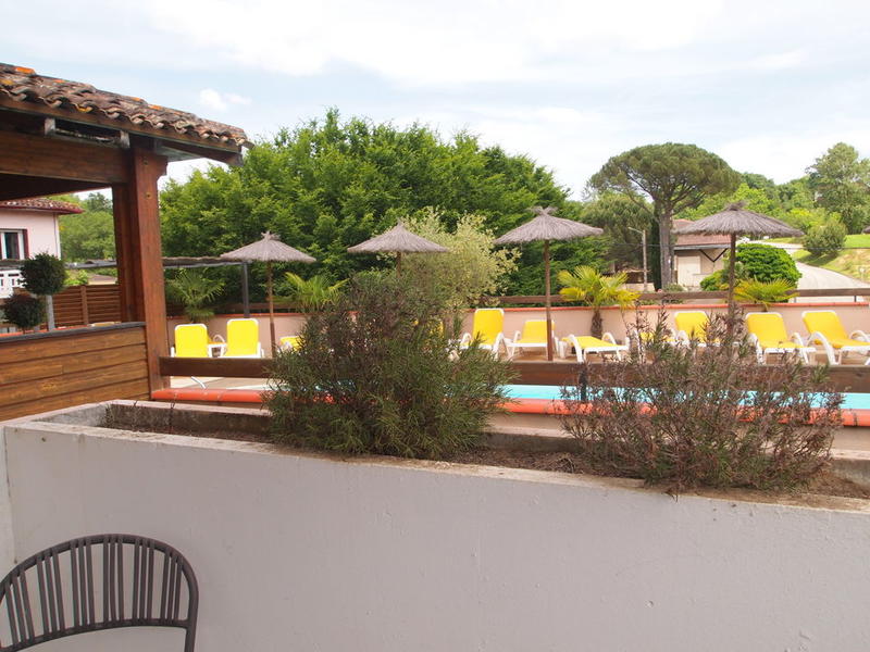 Immeuble - 996 m² - 37 pièces