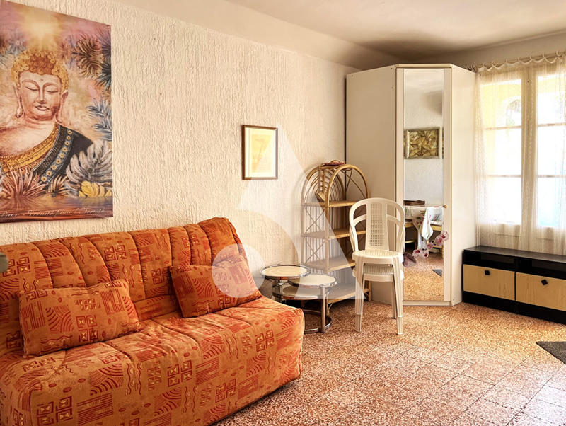 Immeuble - 163 m² - 6 pièces