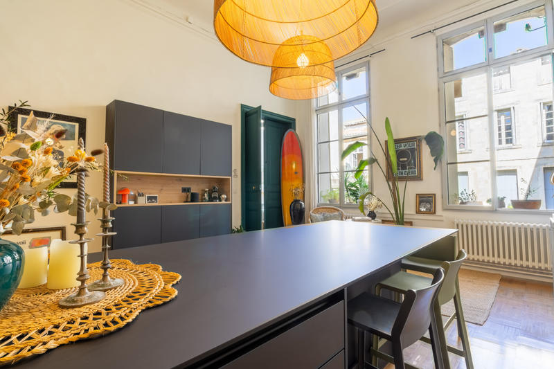 Appartement - 227 m² - 7 pièces