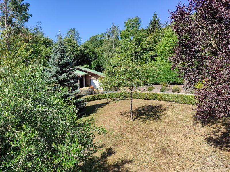 Maison - 232 m² - 8 pièces