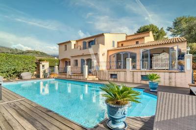 Villa - 193 m² - 5 pièces