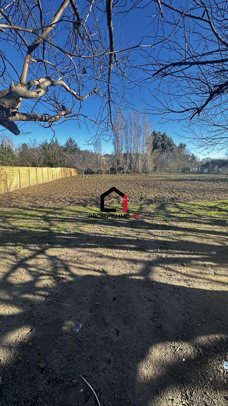 Terrain agricole - 2 352 m²