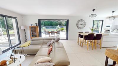 Maison - 148 m² - 5 pièces