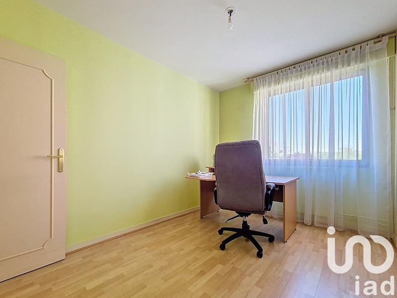 Appartement - 97 m² - 5 pièces