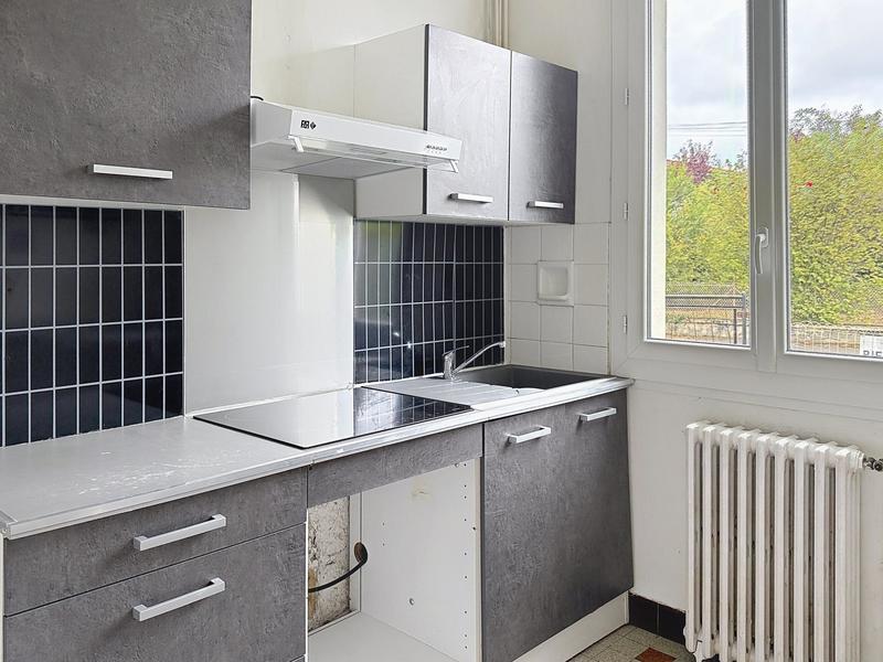 Maison - 95 m² - 5 pièces