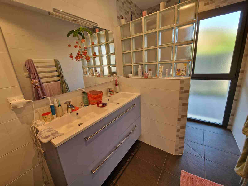 Maison - 186 m² - 6 pièces