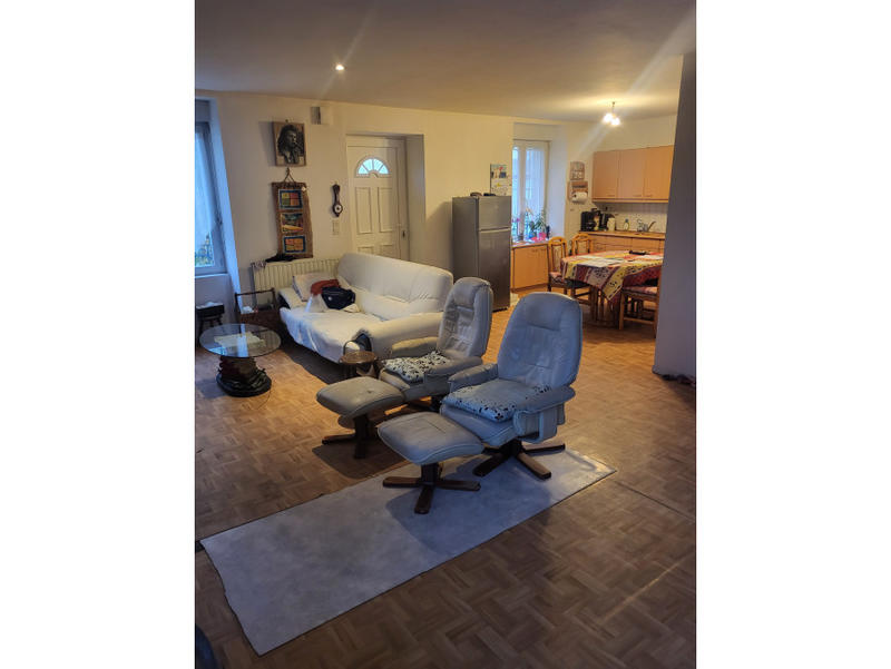 Maison - 96 m² - 5 pièces