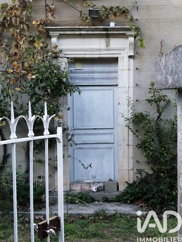 Maison - 420 m² - 12 pièces