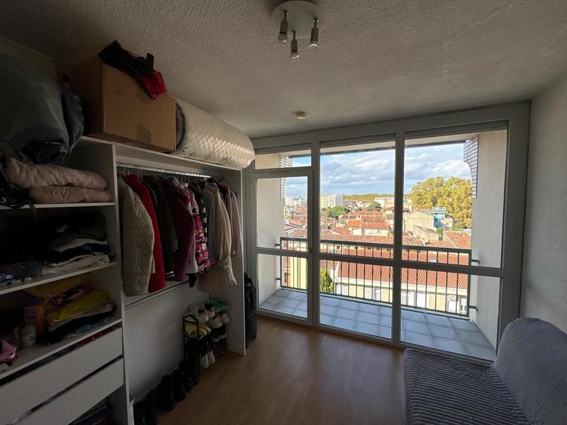 Studio - 14 m² - 1 pièce