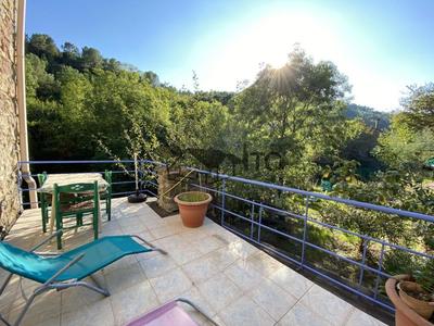 Maison - 166 m² - 10 pièces