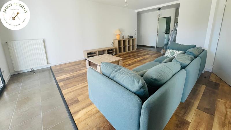 Appartement - 90 m² - 3 pièces