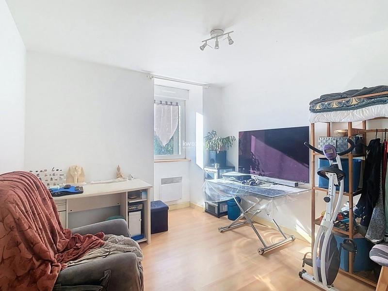 Maison - 104 m² - 6 pièces